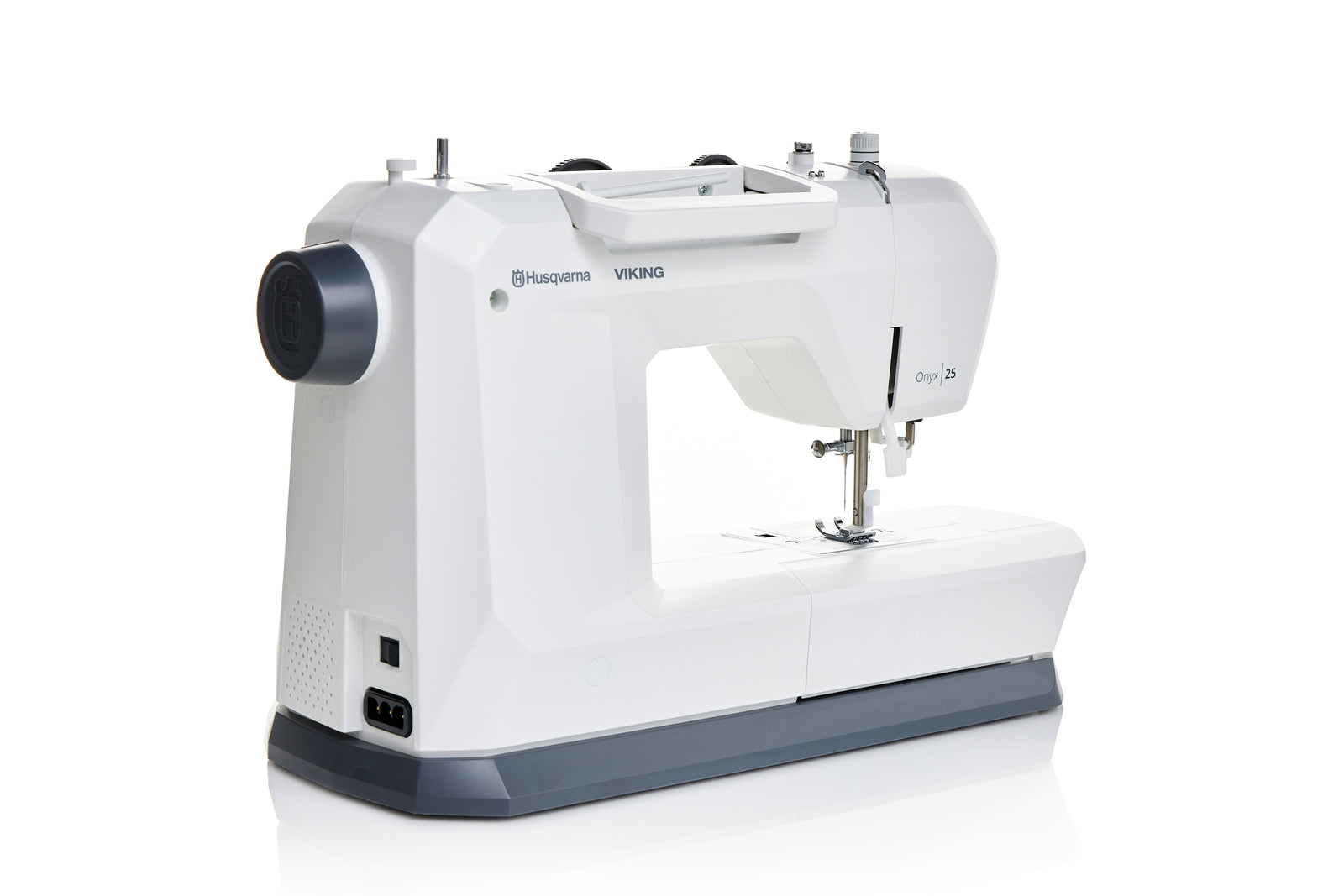 Husqvarna® VIKING® Onyx | 25
