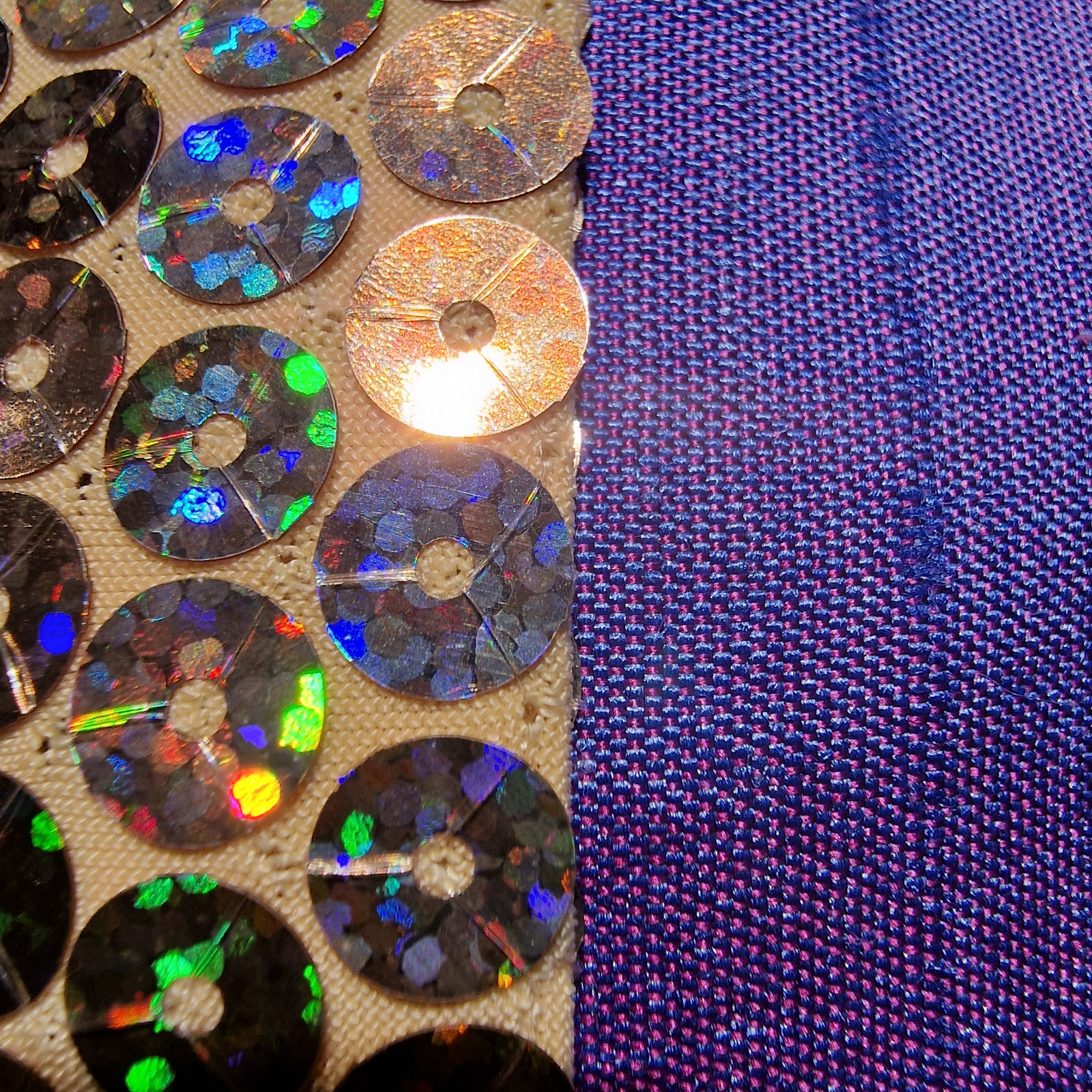 Takeshi Oberteil "Sequin's" Unikat, Detailaufnahme der Verarbeitung