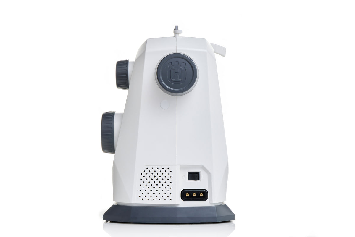 Husqvarna® VIKING® Onyx | 25