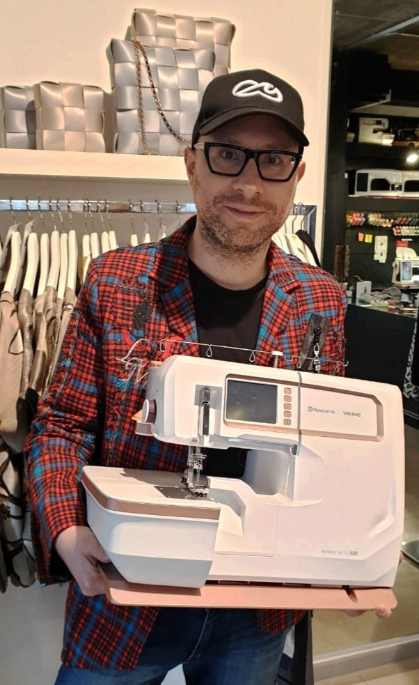 Designer Workshop "Tasche Amber" mit Overlock nähen und verzieren