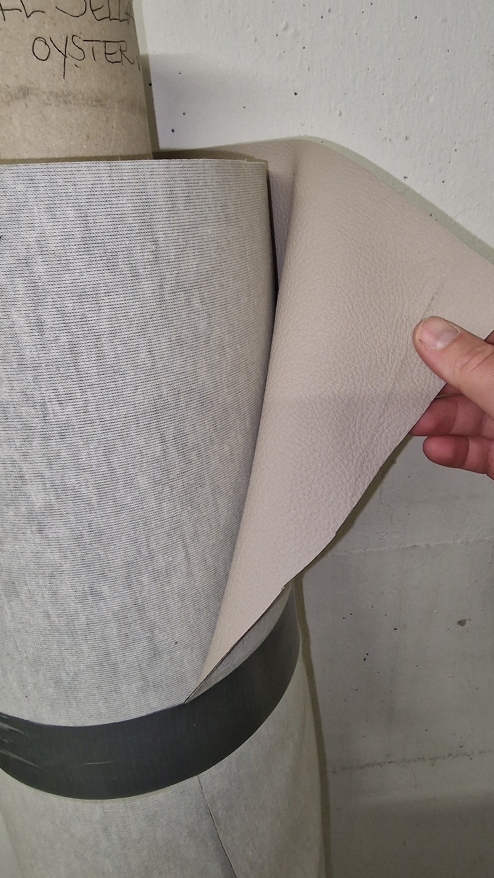 Beige Kunstleder