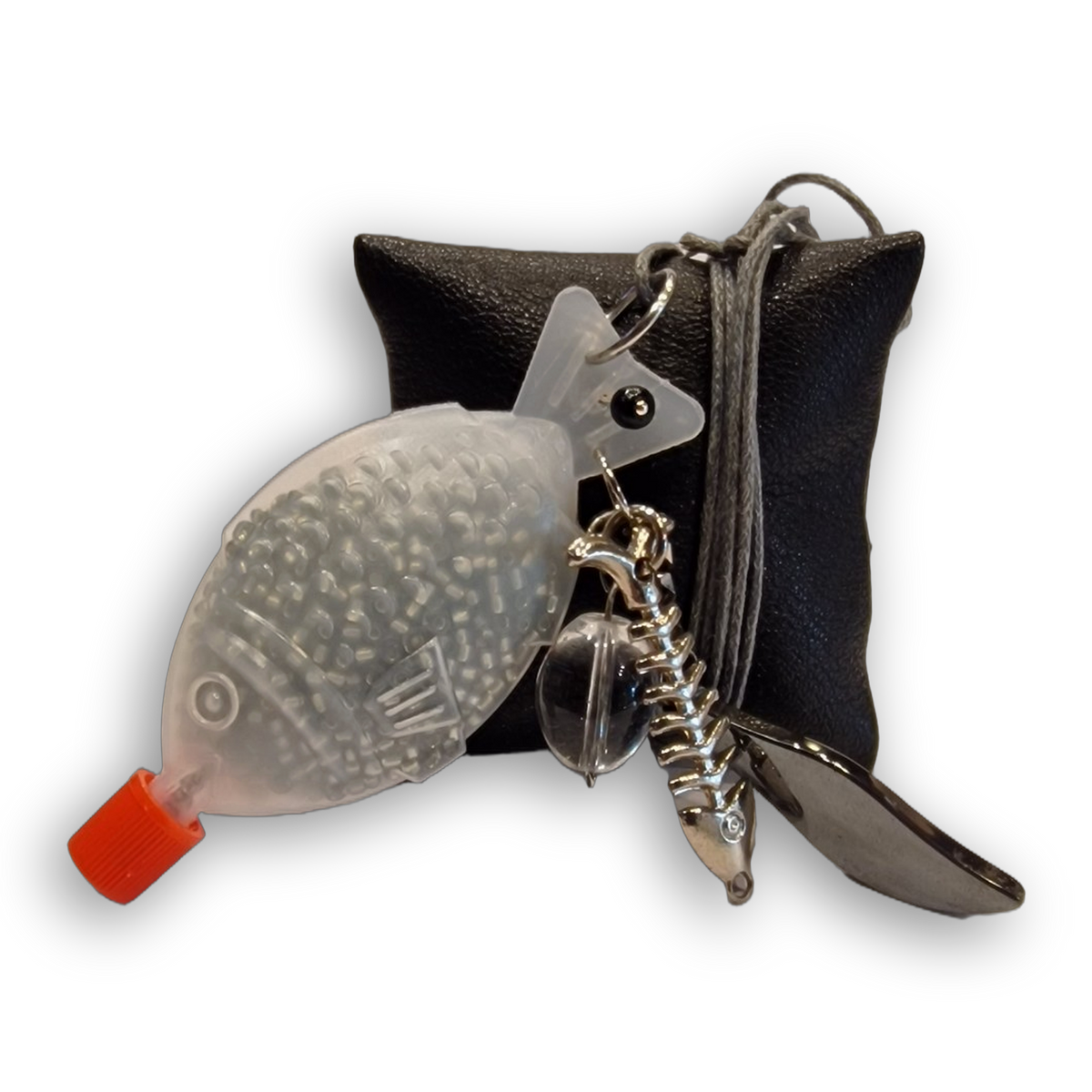 Fischkette delfin: transparenter Fisch mit Glasperlen, silberfarbenem Delfin, Fischgraete und Loeffel-Charm.