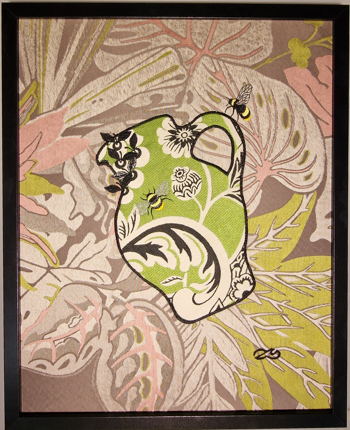 Stickgemälde "Bees also love Retro" 40 x 50 cm Unikat