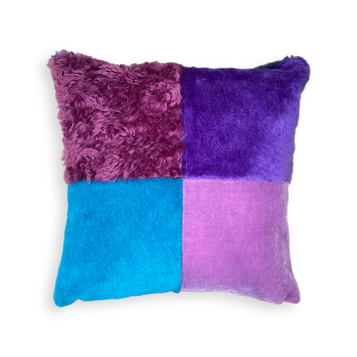 Fellkissen &quot;too faces&quot;