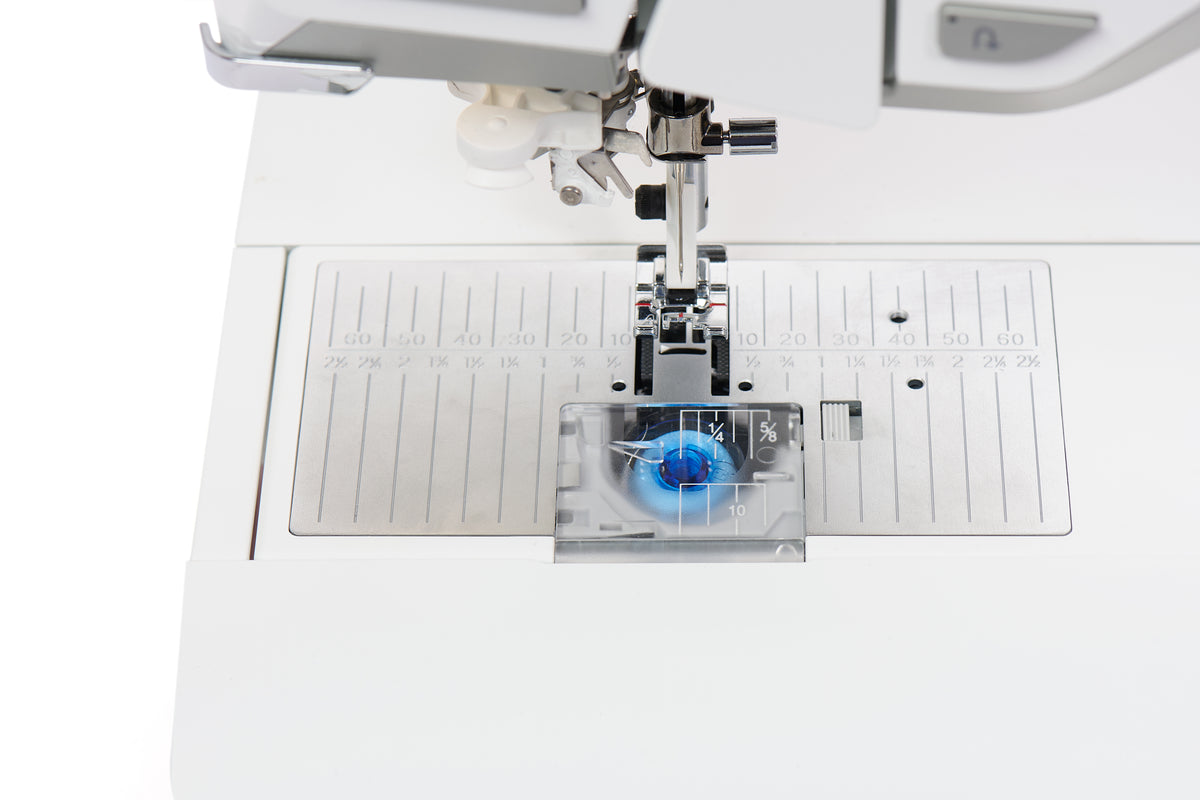 Husqvarna® VIKING® Designer Ruby 90™ mit Stickmodul inkl. 2 Designer Workshops