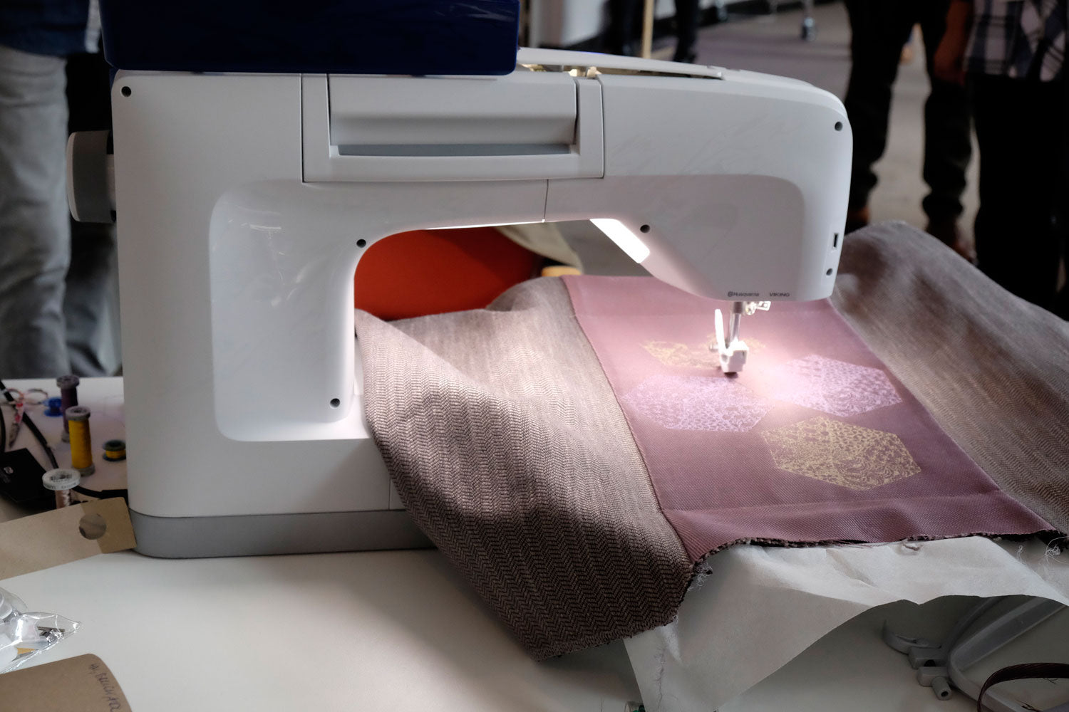 Workshop "Freies und kreatives Nähen + Sticken"