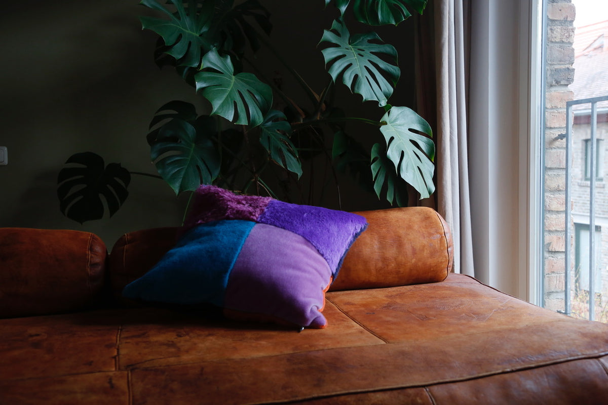 Fellkissen &quot;too faces&quot;