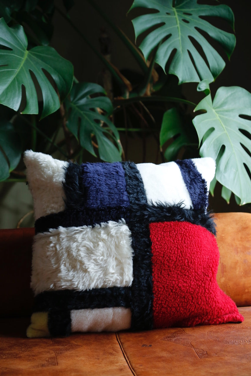 Fellkissen &quot;Mondri&quot;